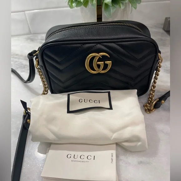 Authentic Black Gucci Marmont Mini. - Picture 1 of 9
